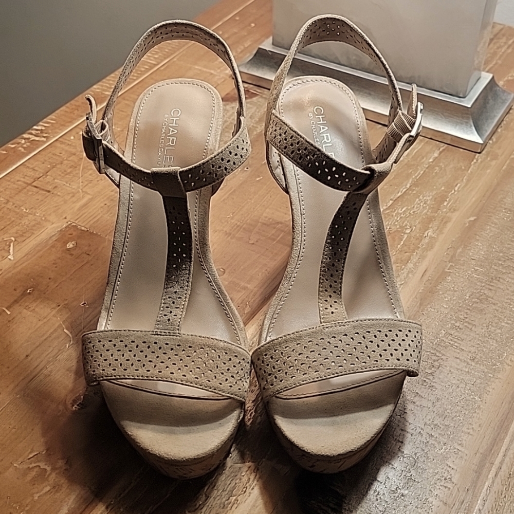 EUC Charles by Charles David Perforated Faux Suede T-Strap Cork Wedge Sandals- 9